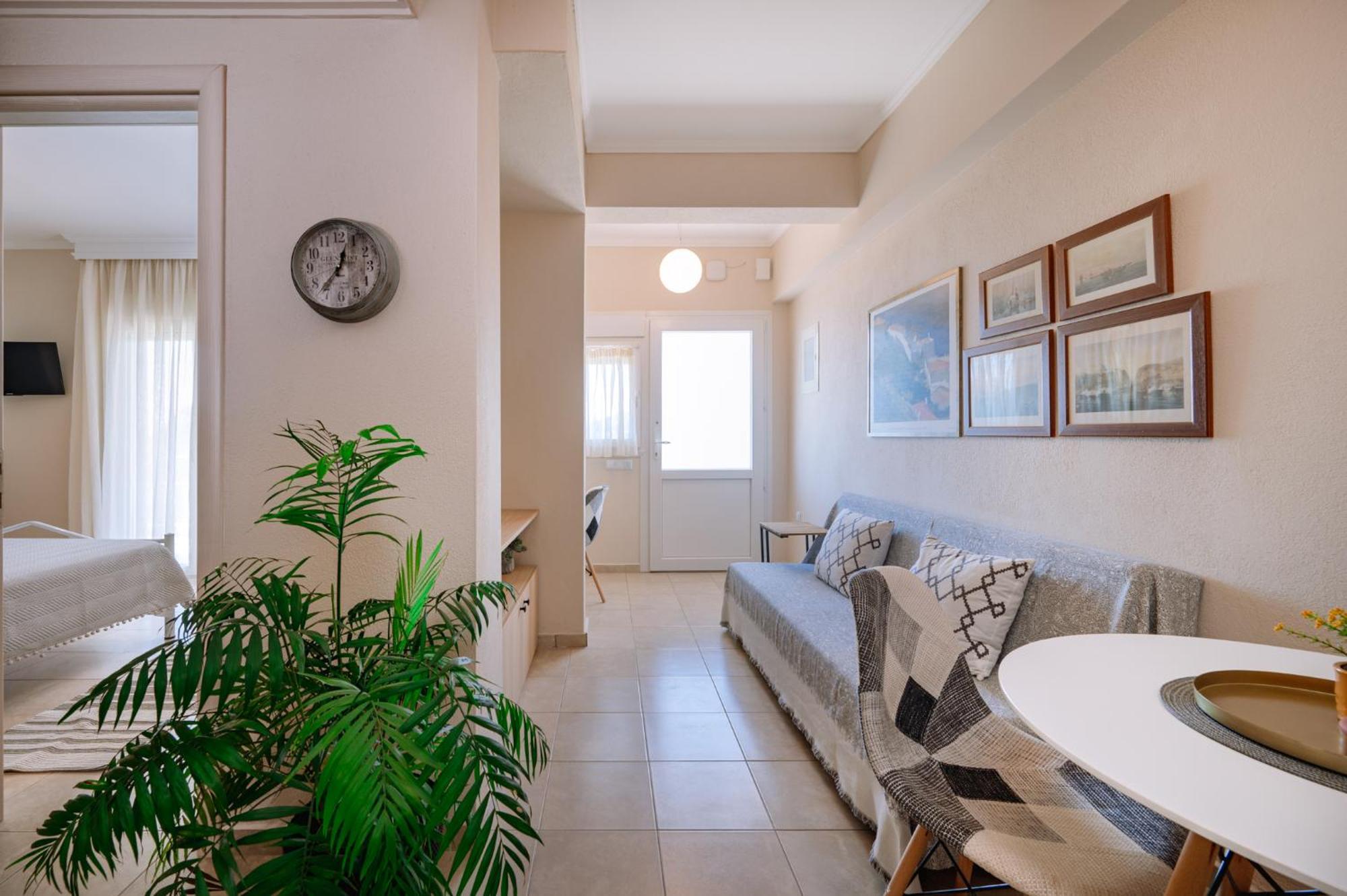 Helianthos Villa - Apartment No3 Kavala Bagian luar foto