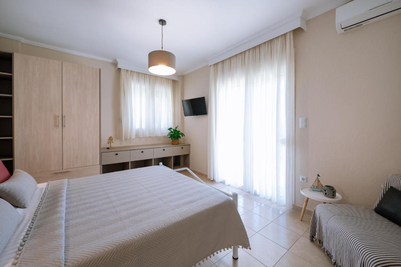 Helianthos Villa - Apartment No3 Kavala Bagian luar foto