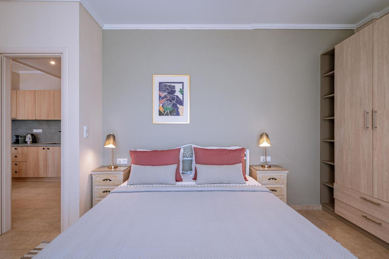 Helianthos Villa - Apartment No3 Kavala Bagian luar foto